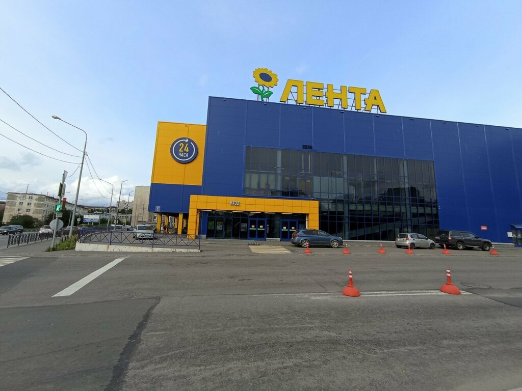 Sushi and rolls store Takimi, Murmansk, photo