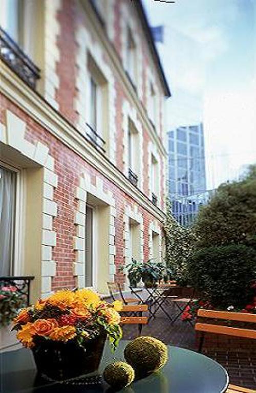 Фото Hotel Espace Champerret