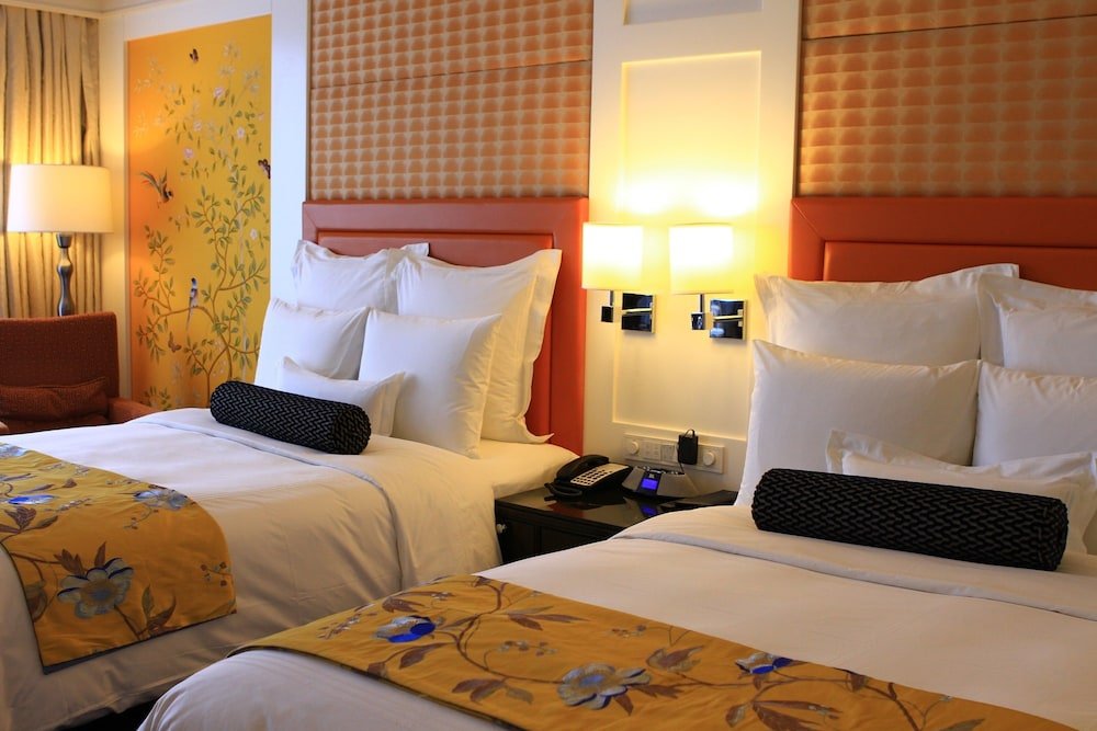 Фото Courtyard by Marriott Hangzhou Wulin