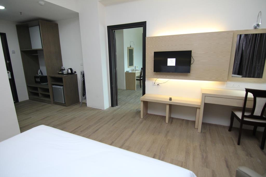 Фото Summit Signature Hotel Batu Pahat