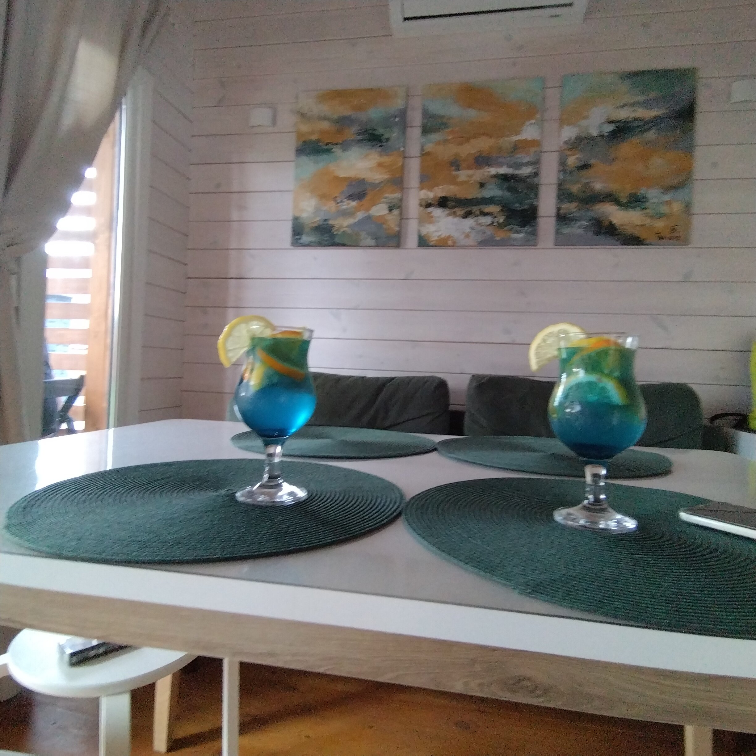 Фото Логово