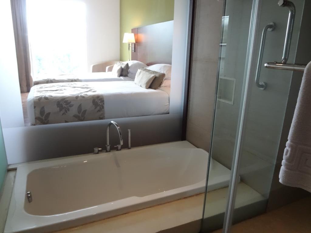 Фото Ramee Grand Hotel and SPA, Pune