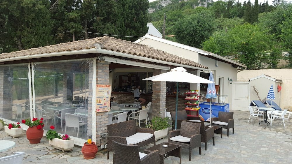 Фото Gina Studios