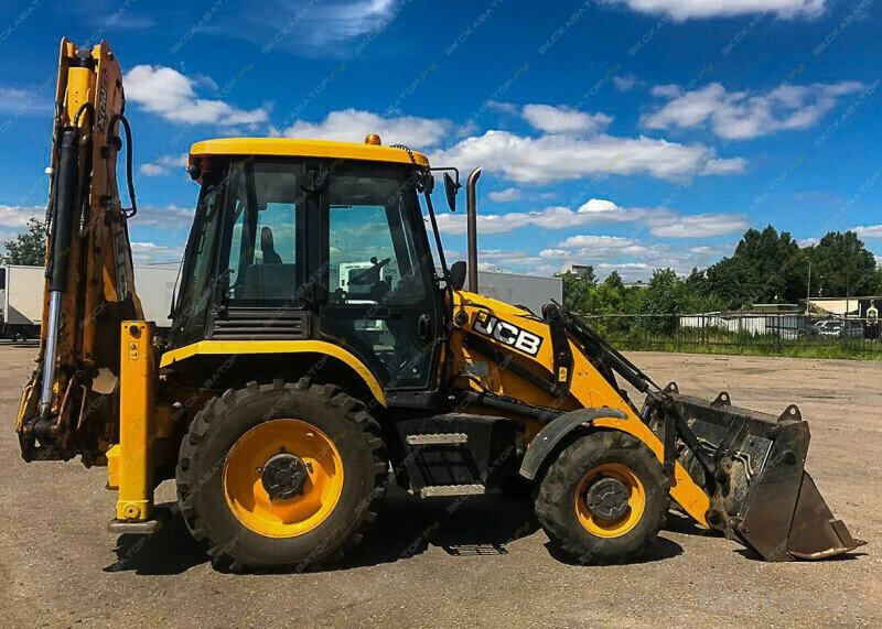 Аренда экскаватора-погрузчика JCB 3CX, экскаватора JCB 200, JCB 200w в Казани