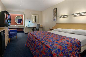 Фото Red Roof Inn Jacksonville - Orange Park