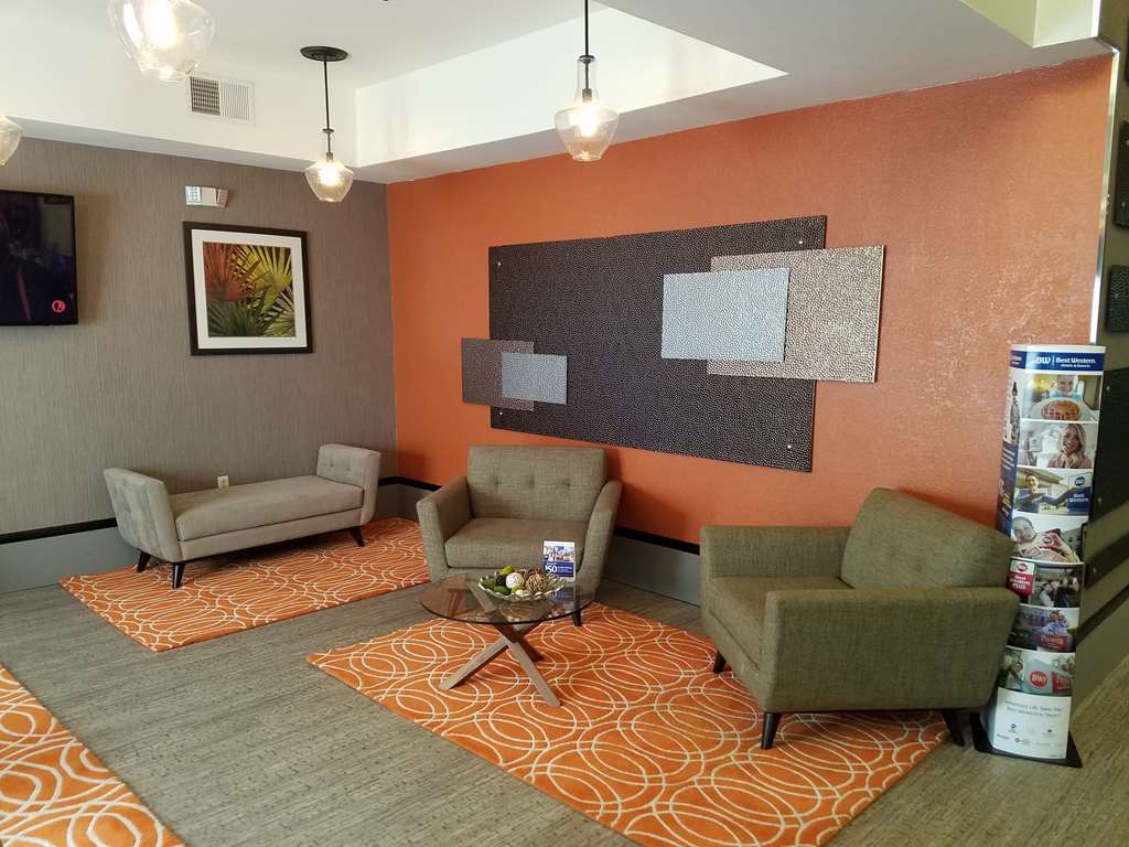 Фото Best Western Magnolia Inn and Suites