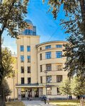 Школа имени 10-летия Октября 1925-1927 гг. архитектор А.С. Никольский (Stachek Avenue, 5) ، معلم جذب سياحي