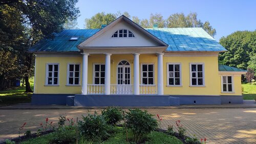 Museum State Memorial Historical and Literary Museum-Reserve F. I. Tyutcheva Ovstug, Bryansk Oblast, photo