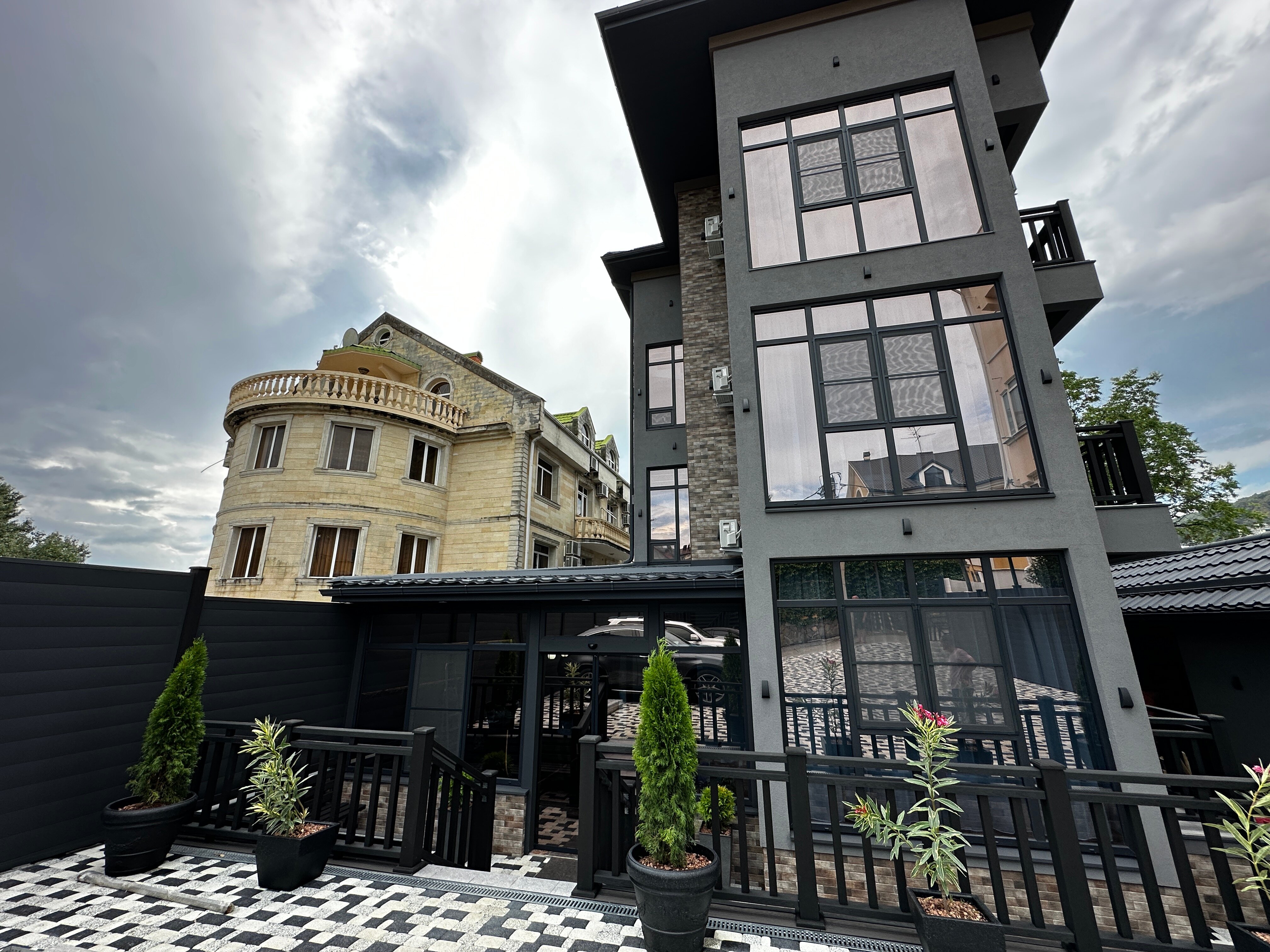 Фото отеля 2