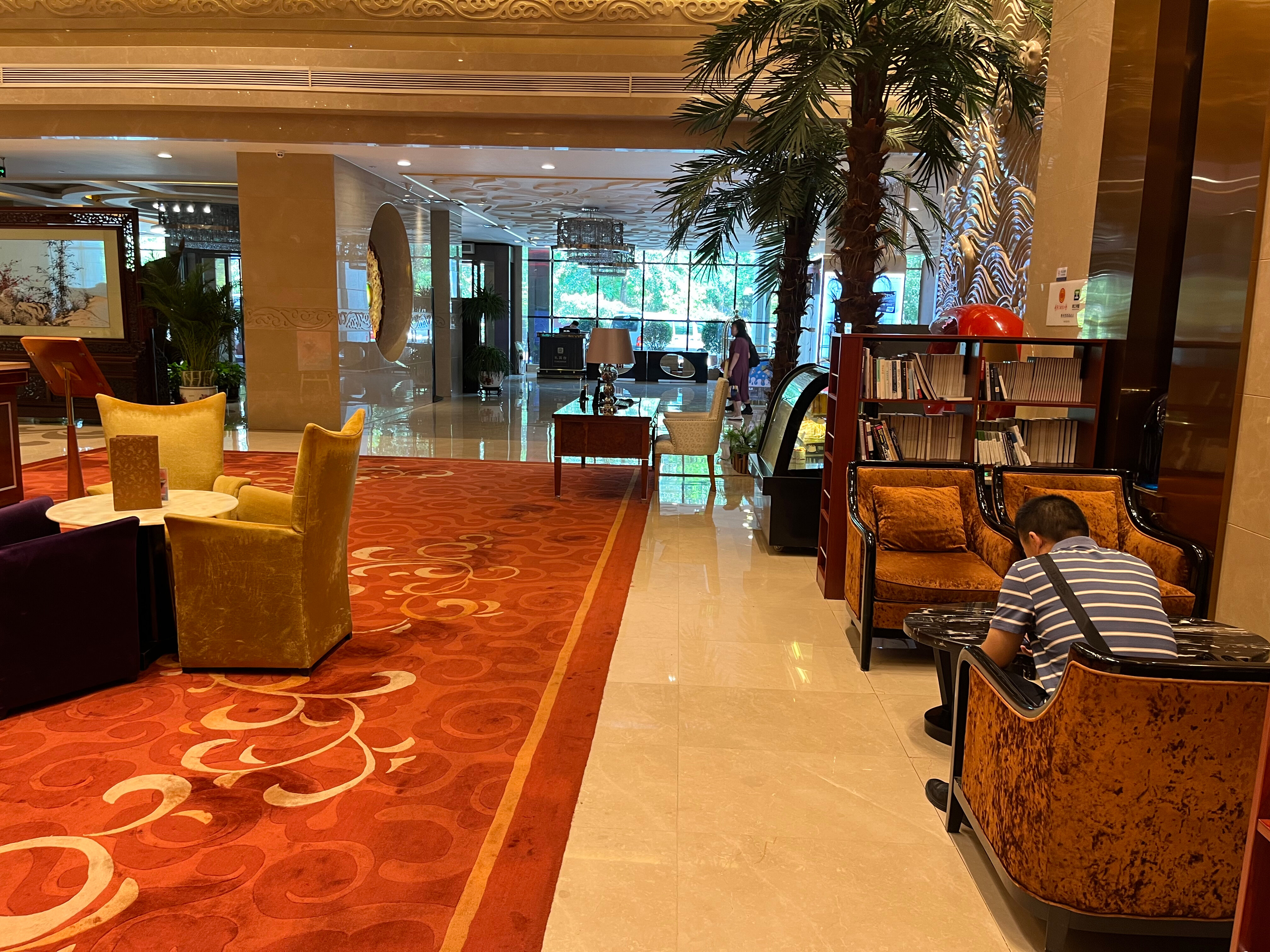 Фото Ritan Hotel Downtown Beijing