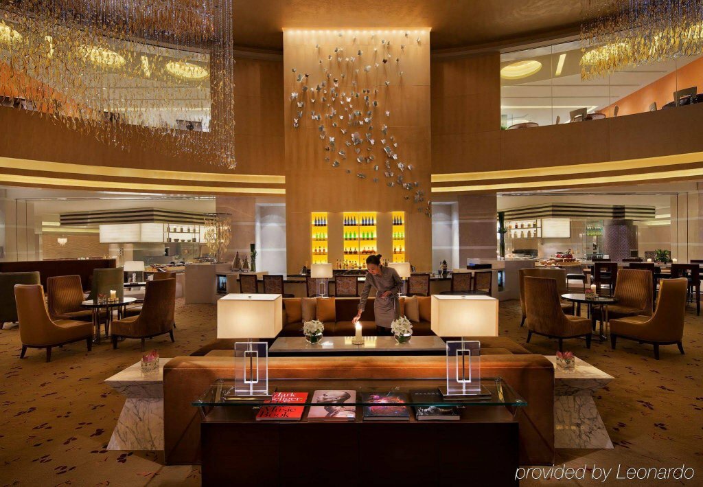 Фото Courtyard by Marriott Hangzhou Wulin