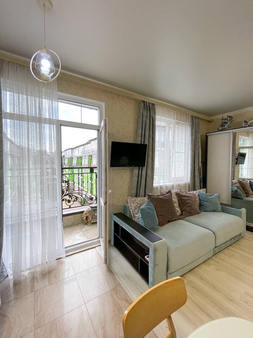 Фото Апартаменты Арт Лайт Сити