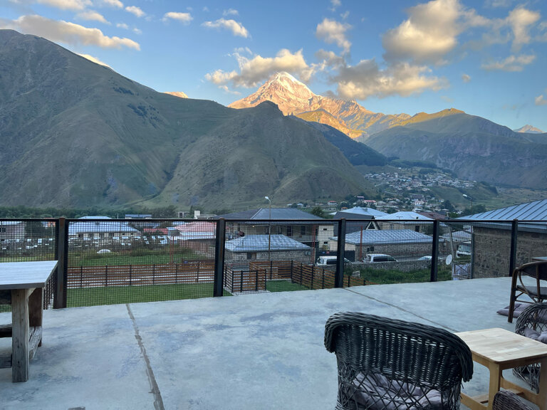 Фото Hotel Misty Mountain