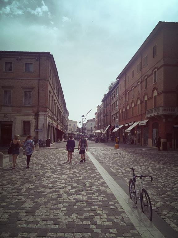 Фото I-Suite Hotel