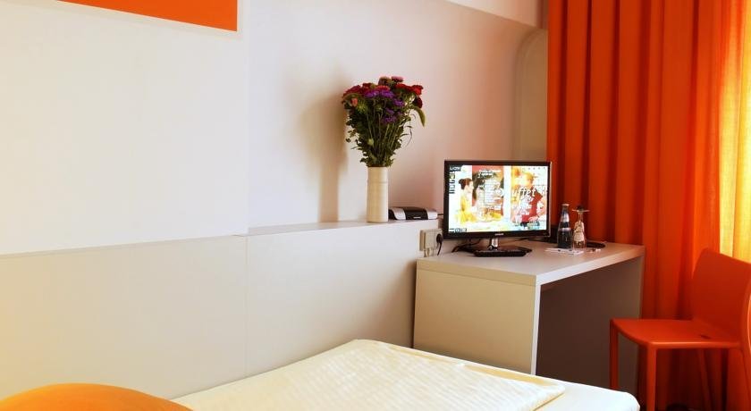 Фото Colour Hotel