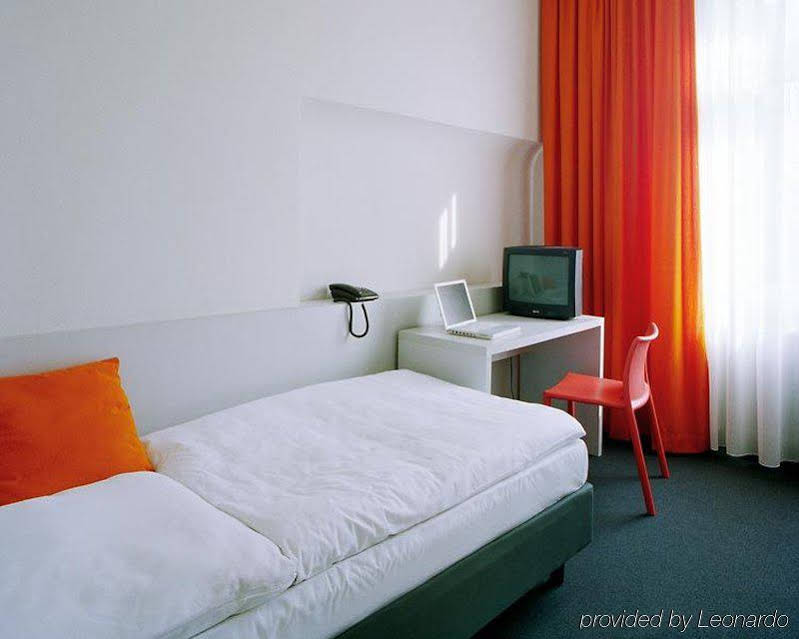 Фото Colour Hotel