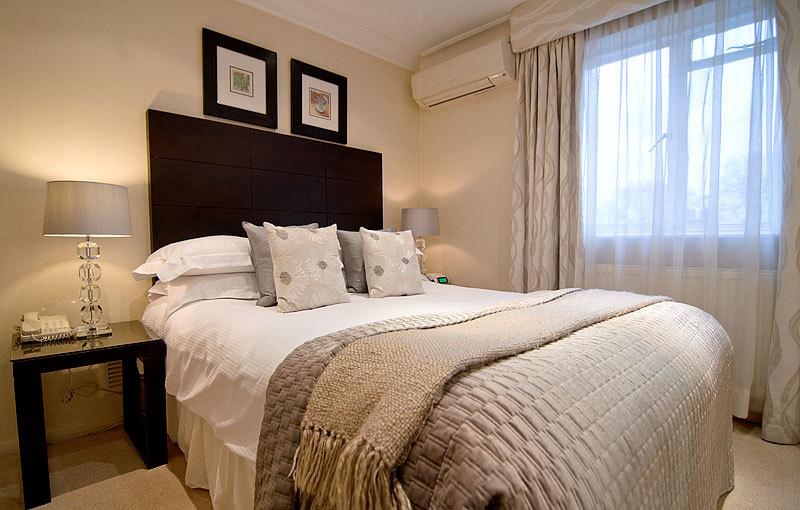 Фото The Beaufort Hotel