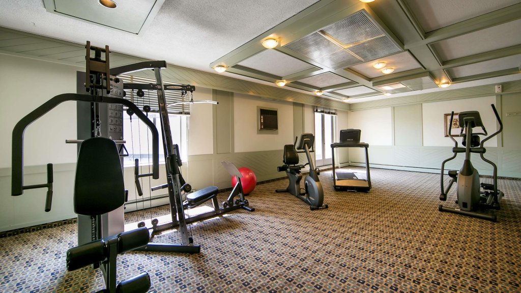 Фото Best Western Plus Dorchester Hotel