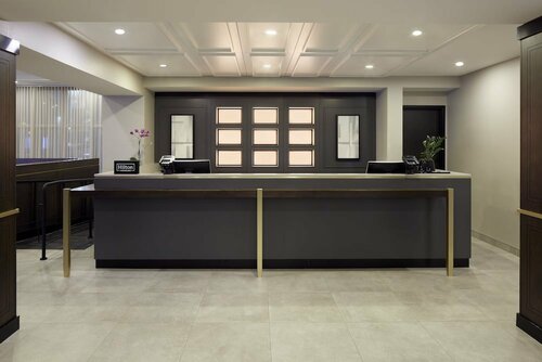 Гостиница DoubleTree by Hilton Montreal Airport в Дорвале