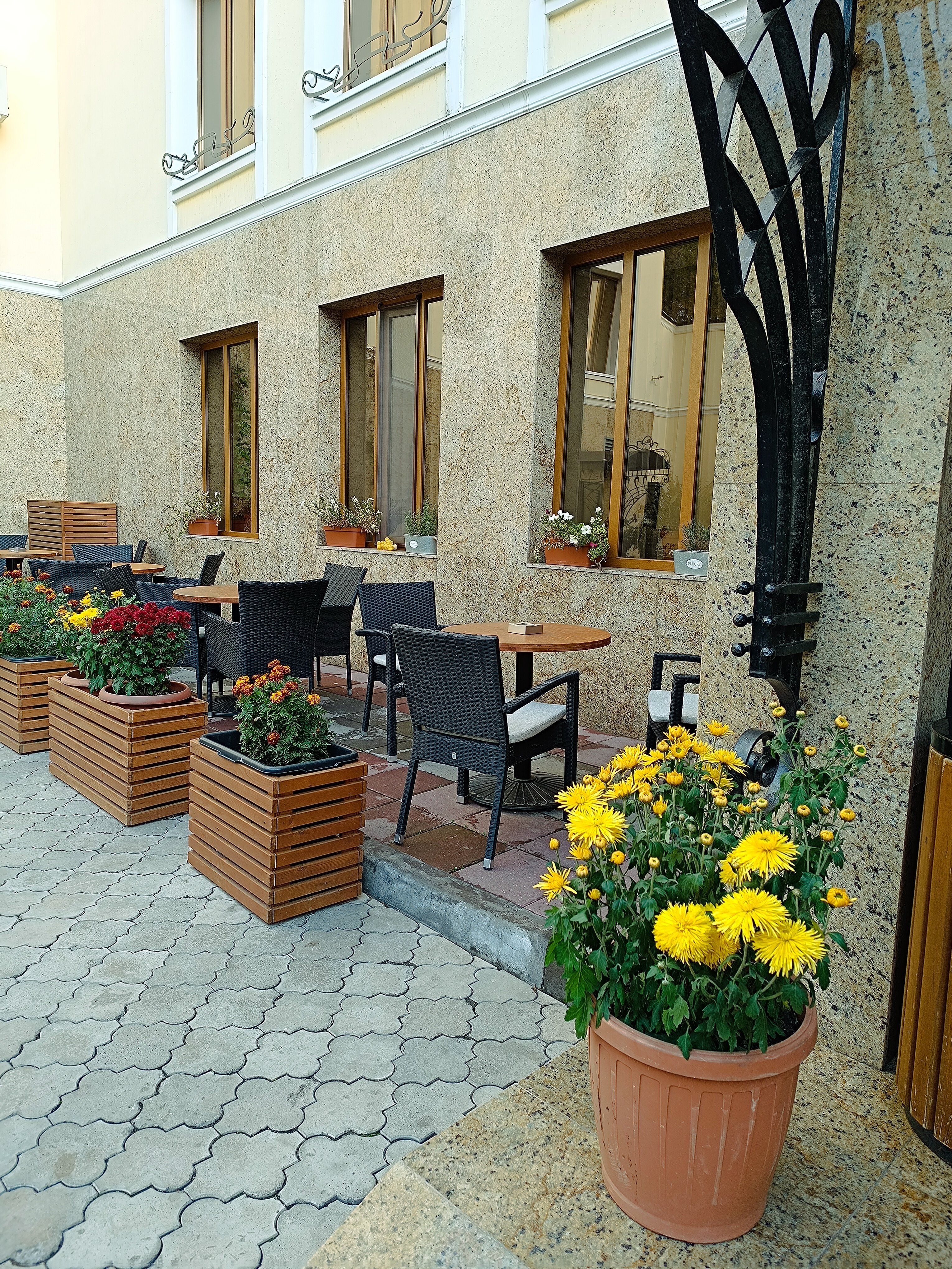 Фото АР Нуво