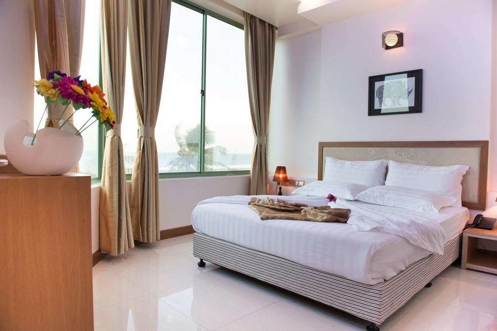 Фото Season Holidays