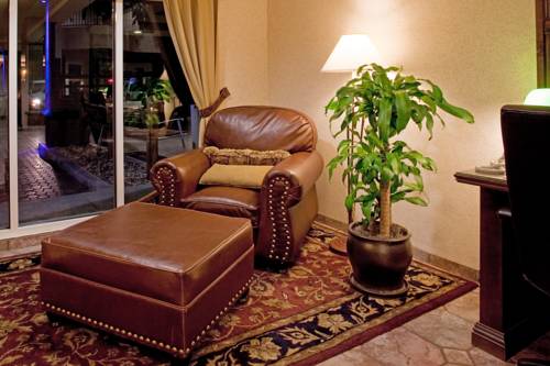 Фото Holiday Inn Express & Suites Paso Robles, an Ihg Hotel