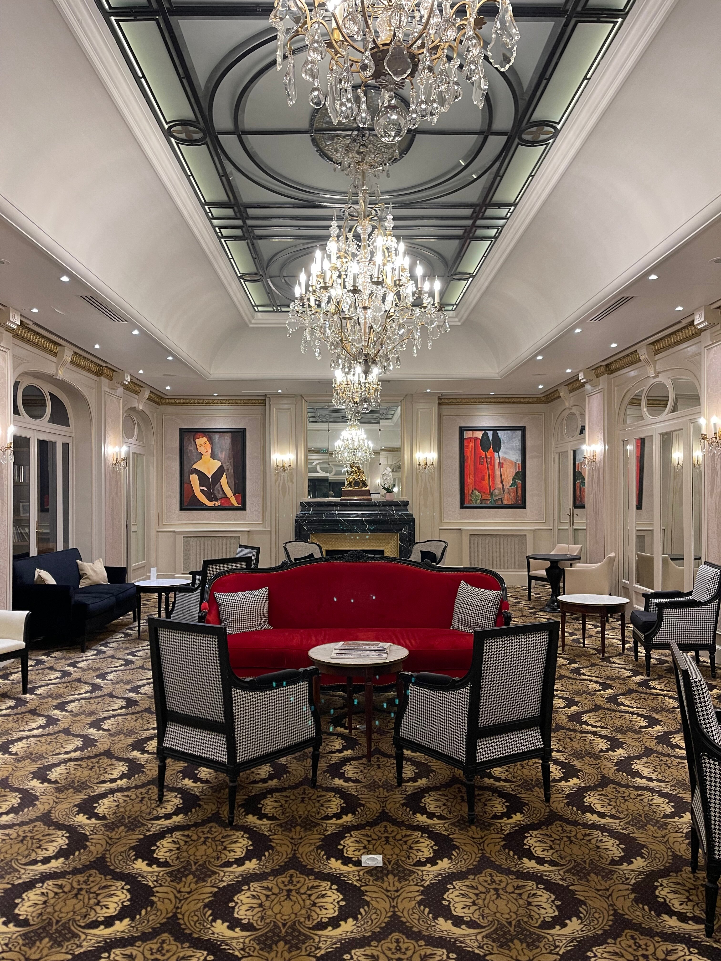 Фото Hotel St Pétersbourg Opéra & SPA