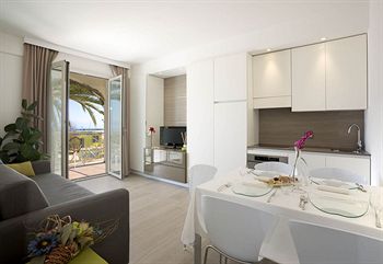 Фото Smeraldo Suites & SPA