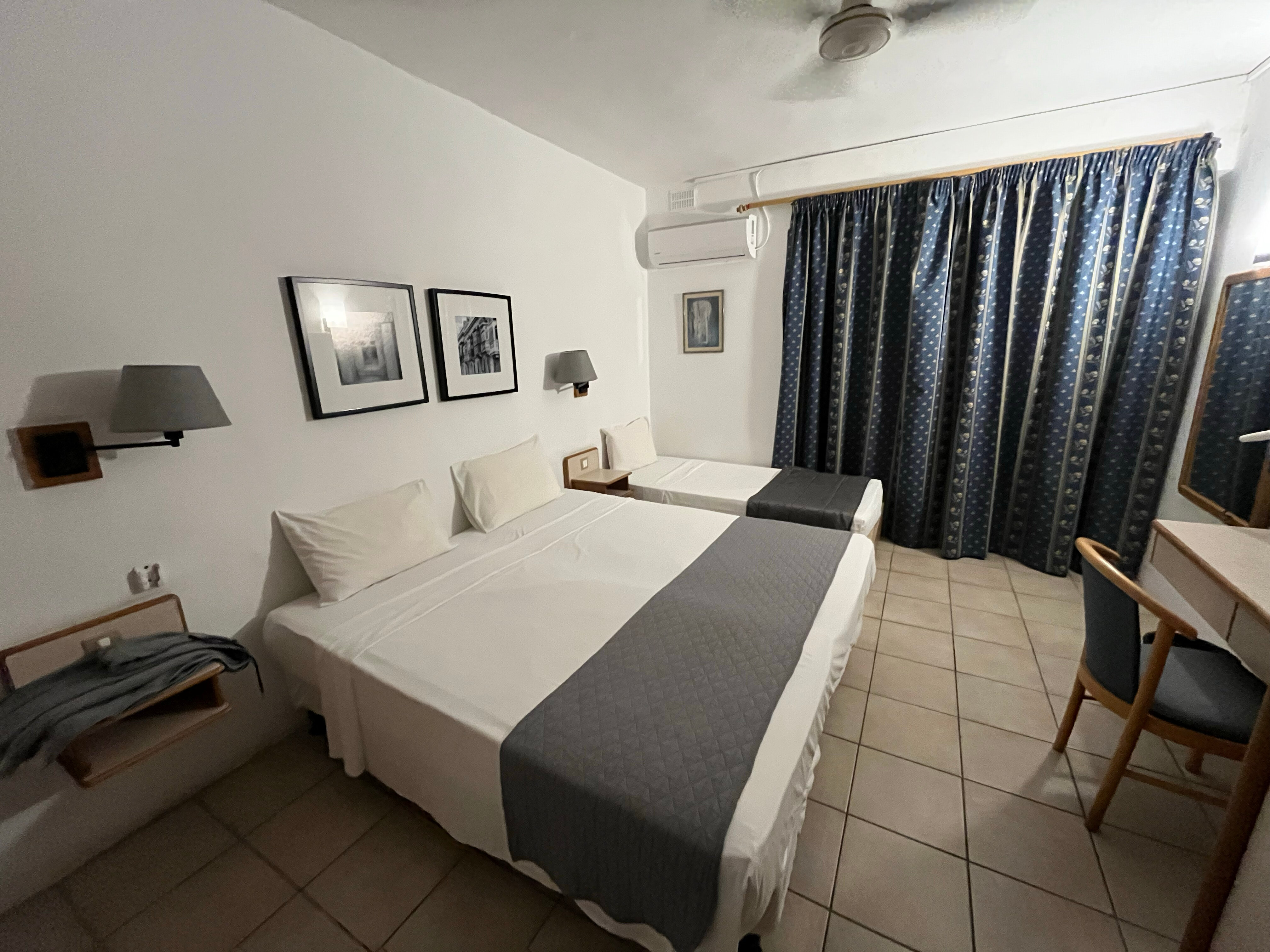 Фото Sliema Chalet Hotel