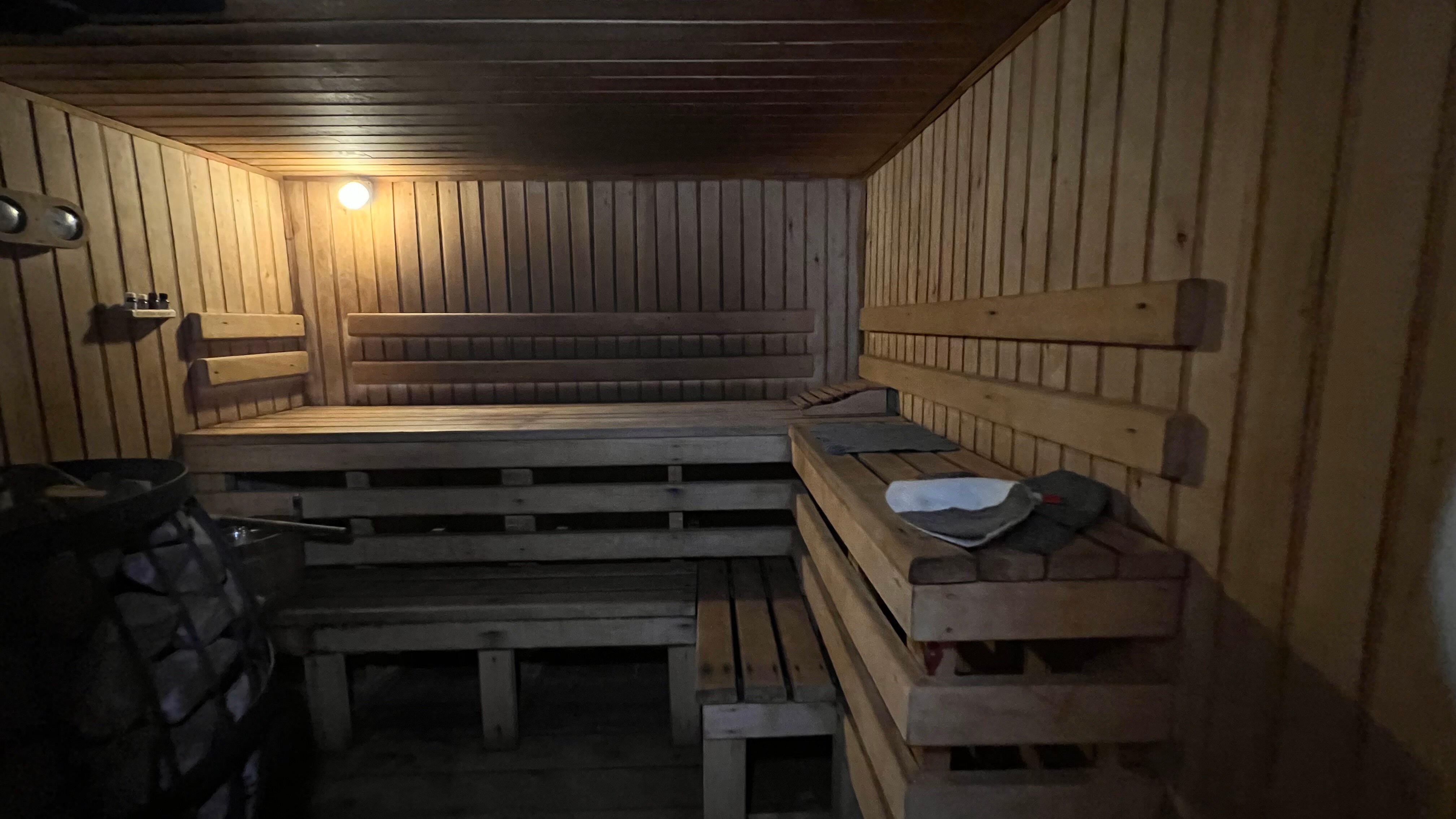 Фото Дом у пруда