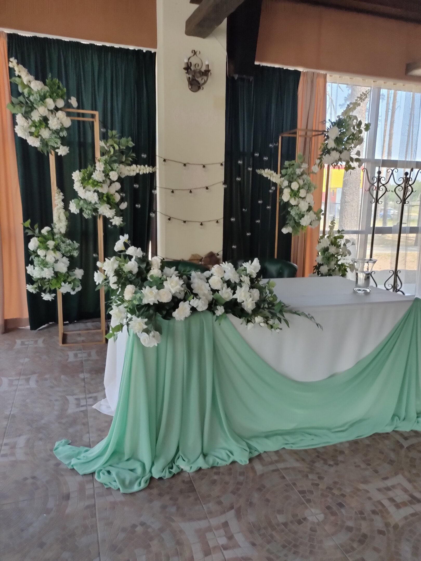 Фото Globus Hotel