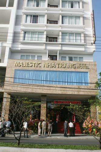 Внешний вид отеля Majestic Nha Trang в Нячанге, фото 2