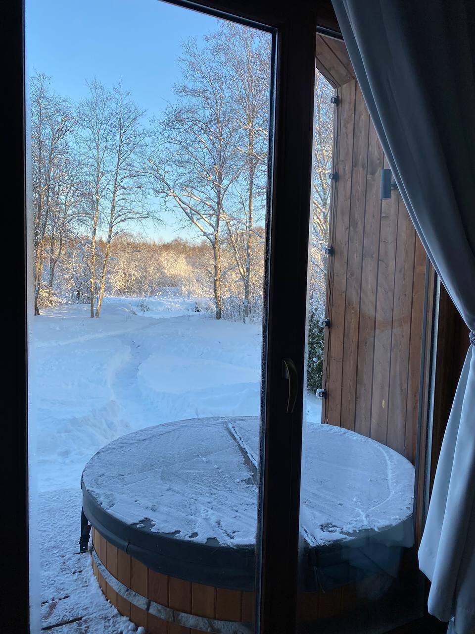 Фото Глэмпинг Шёпот Ладоги