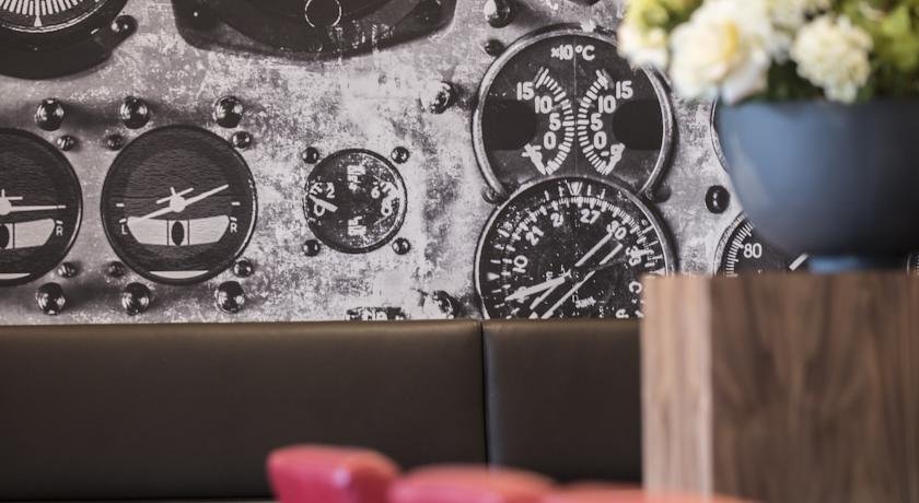 Фото Bastion Hotel Amsterdam Airport