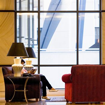 Фото Mantra 2 Bond Street Sydney