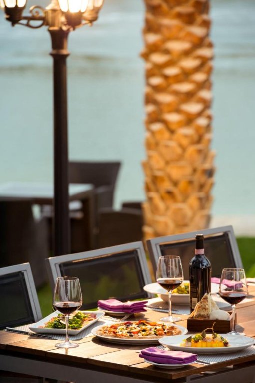 Фото Ibis Abu Dhabi Gate