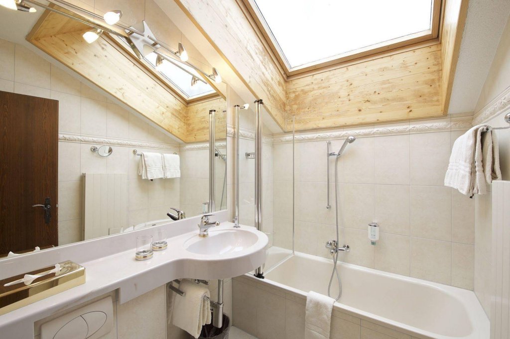 Фото Hotel Mama Zermatt