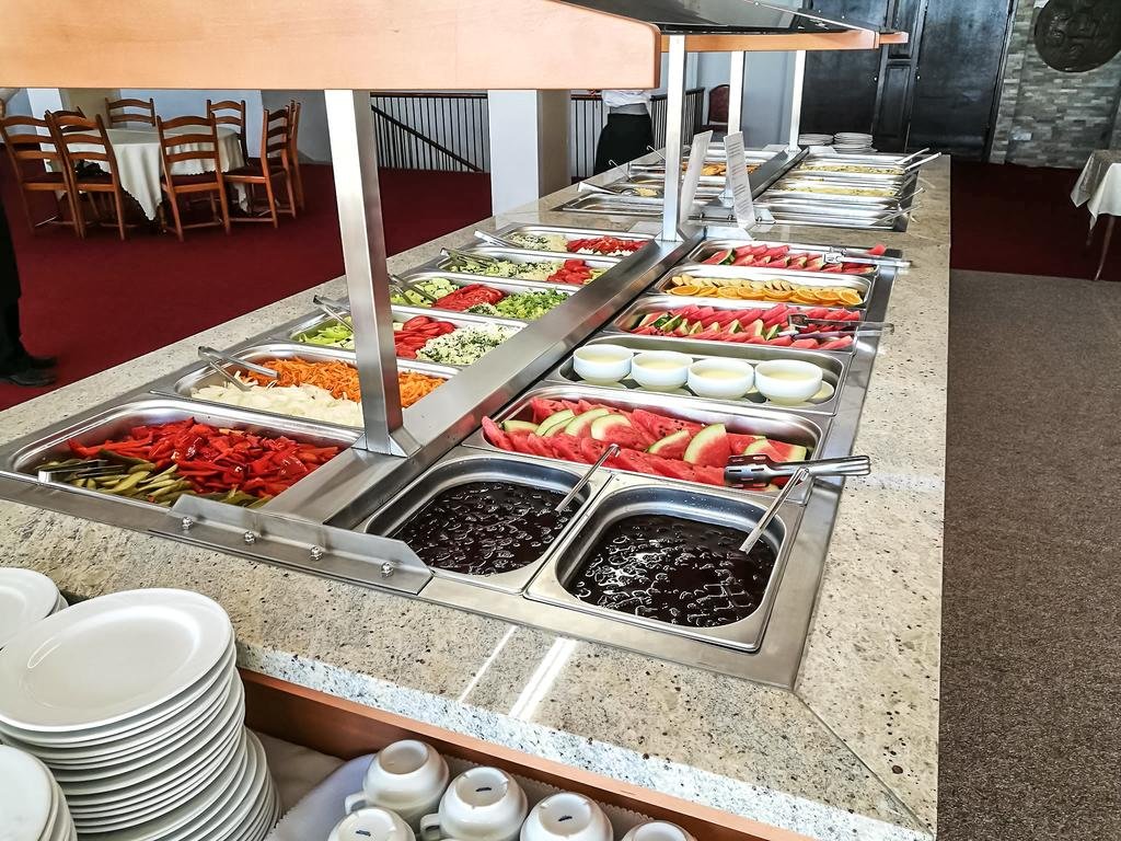 Фото Hotel Mediteran Ulcinj