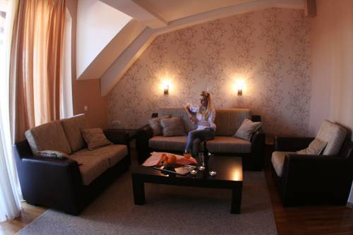 Фото Hotel Orange Inn