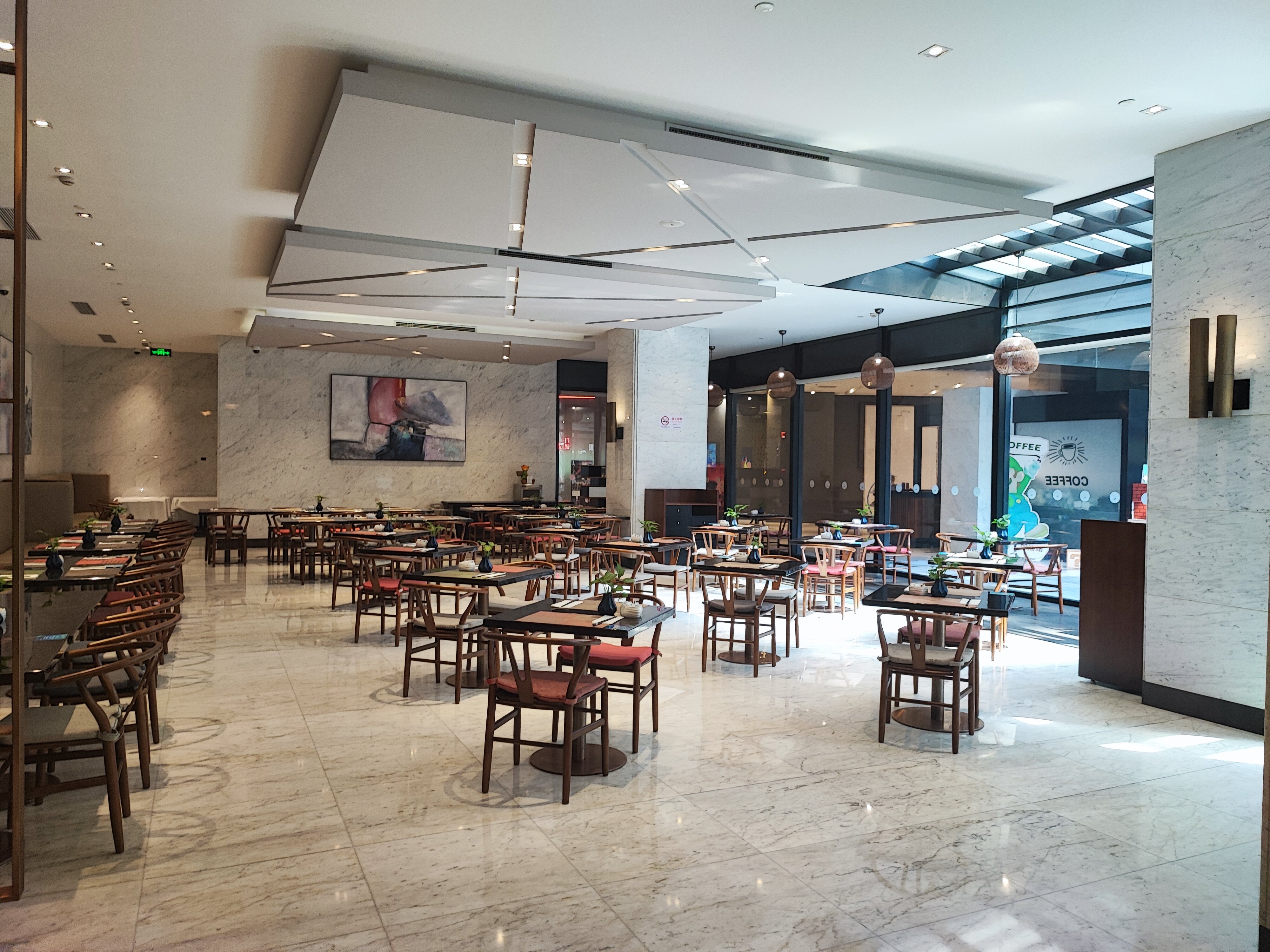 Фото Novotel Suites Shanghai Hongqiao Hotel