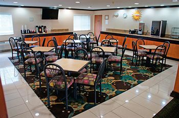 Фото La Quinta Inn by Wyndham Peru Starved Rock State Park