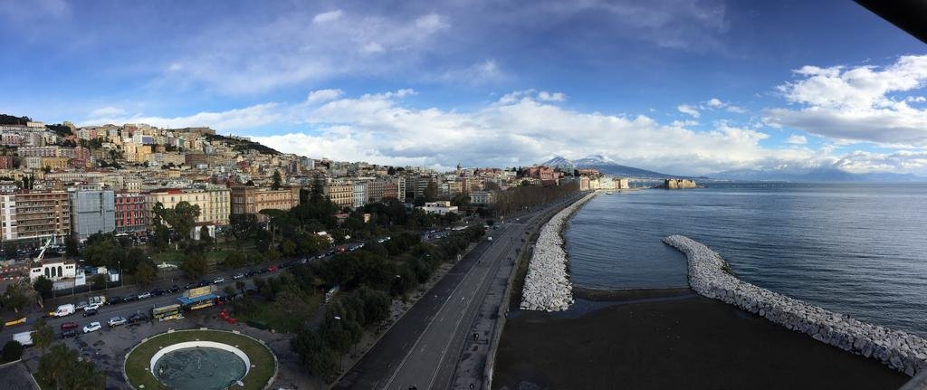 Фото Piazza Bovio 22