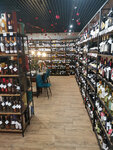Wine Garden (derevnya Glinka, Tsentralnaya ulitsa, 35к2), alcoholic beverages