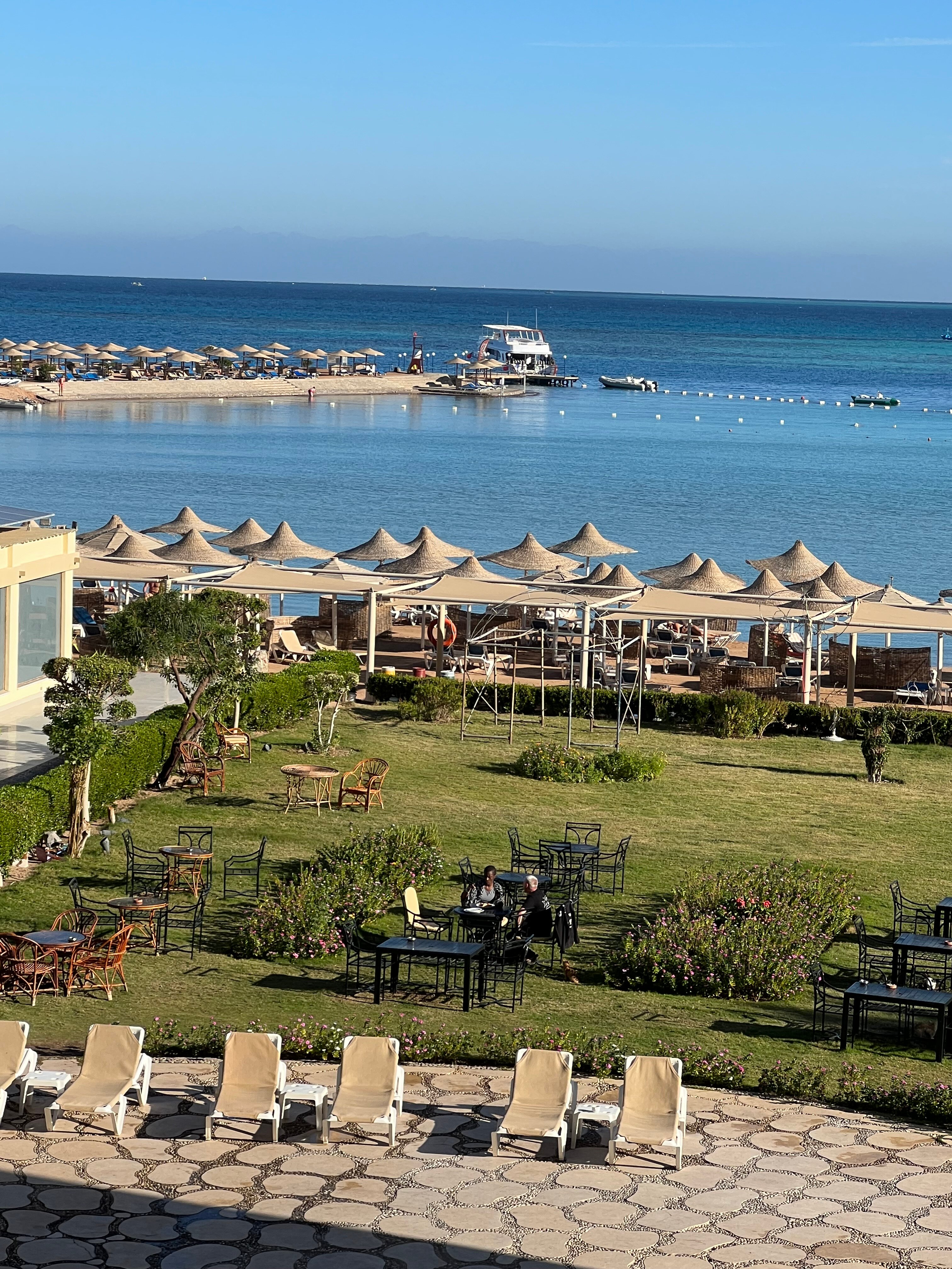 Фото Magic Beach Hotel