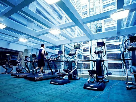 Фото Holiday Inn Park View Qingdao