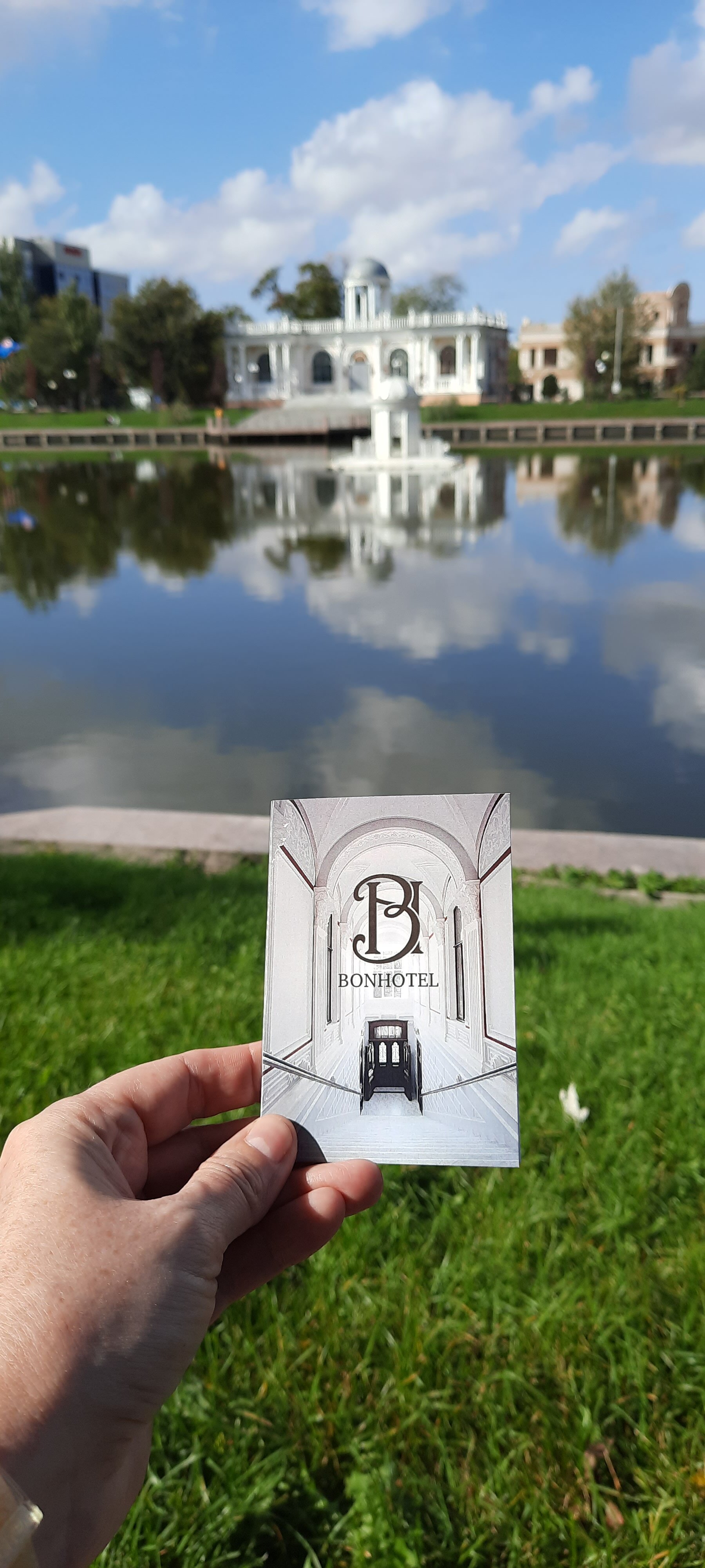 Фото Бонотель