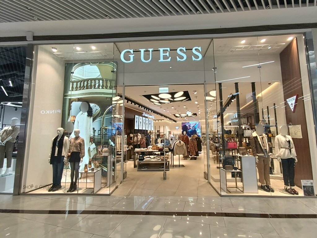 Clothing store Guess, Perm, photo