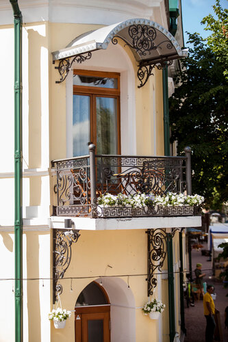 Гостиница Royal House в Липовцах