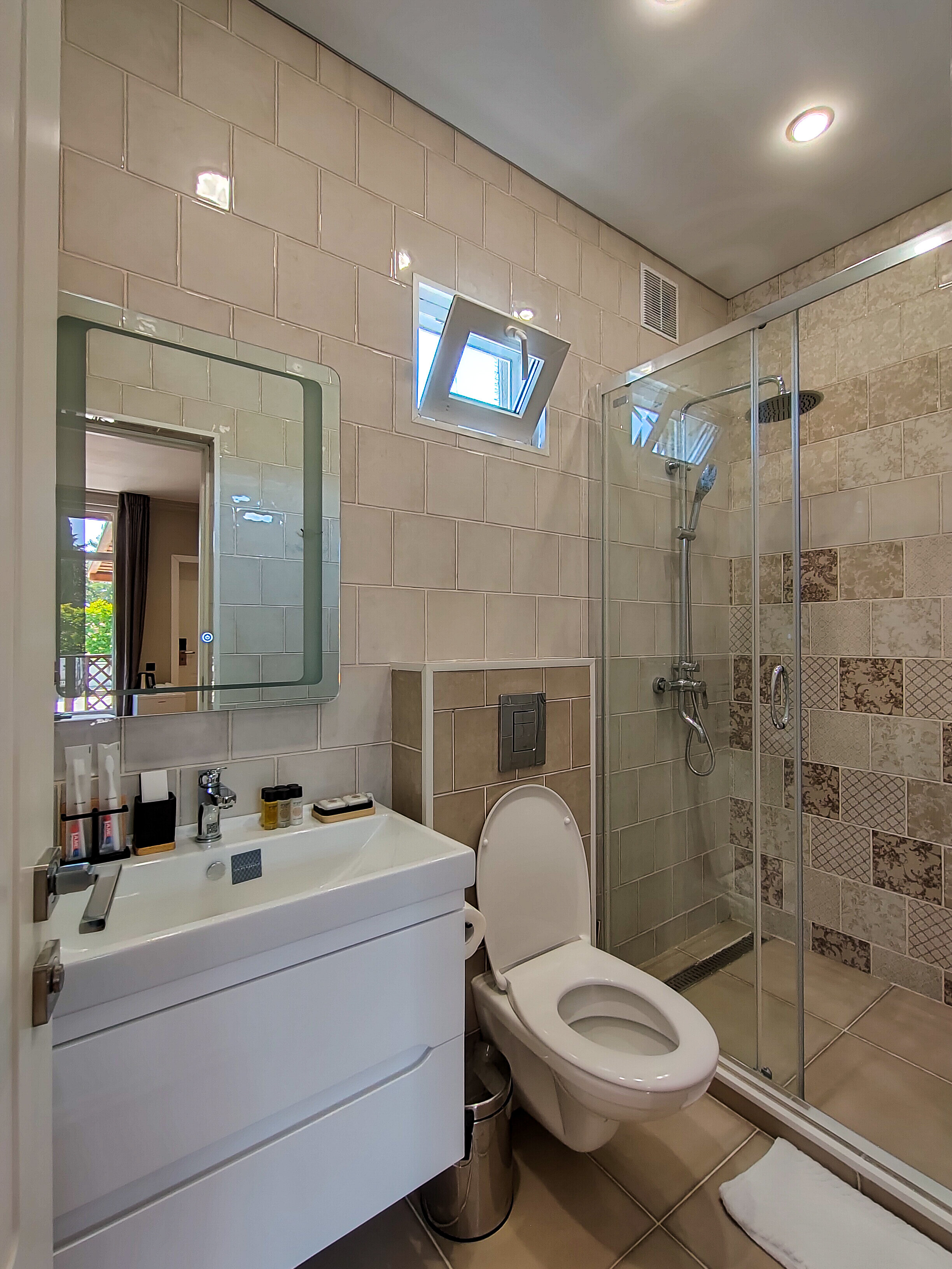 Фото Amra Sunrise