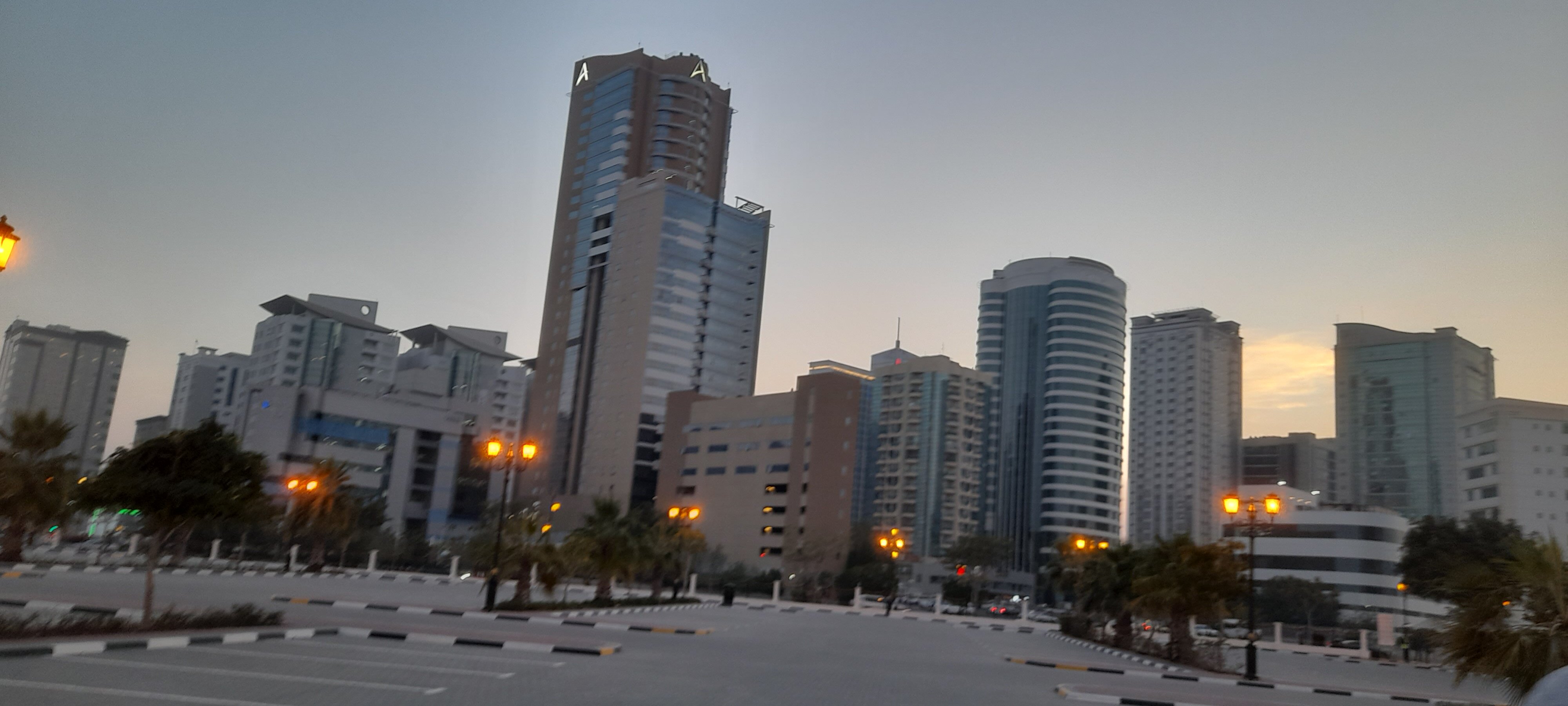 Фото Clifton International Hotel